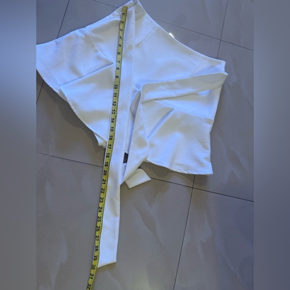 ENDLESS ROSE FLOUNCE WAIST TIE MINI SKORT ruffle white zipper size M - Picture 3 of 15